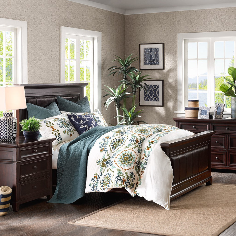 Montclair Queen Bed - Brown - Queen Size