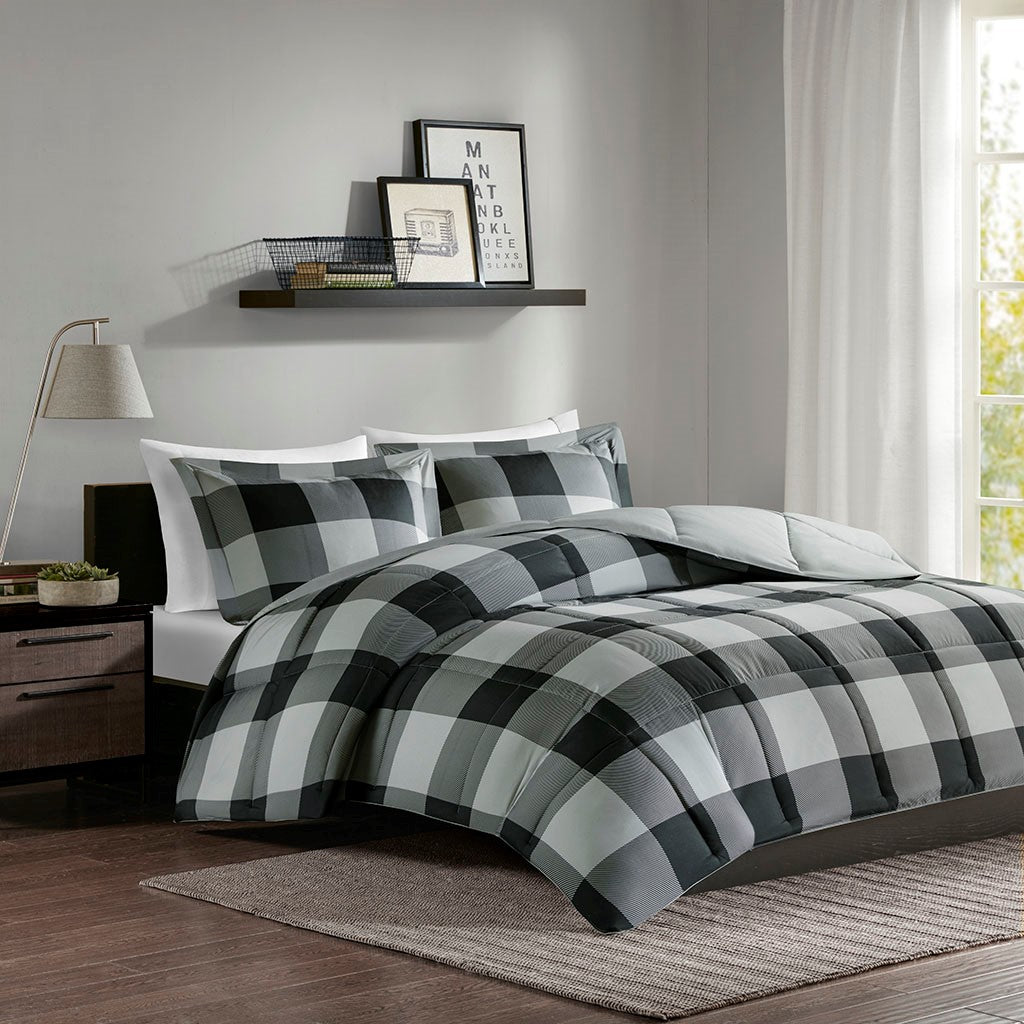 Madison Park Essentials Barrett 3M Scotchgard Down Alternative Comforter Mini Set - Grey / Black - King Size / Cal King Size