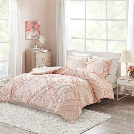 Intelligent Design Kacie Solid Quilt Set With Tufted Diamond Ruffles - Blush - Full Size / Queen Size