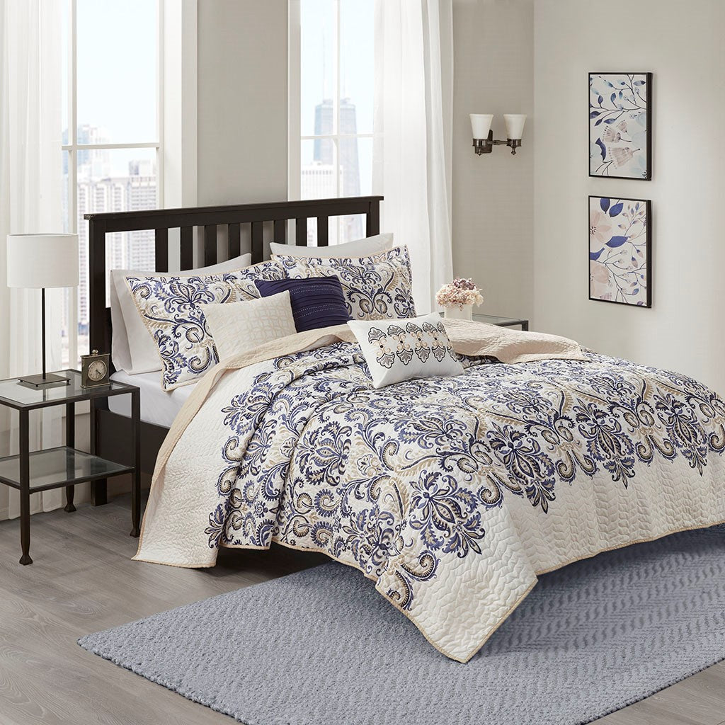 Madison Park Cali 6 Piece Embroidered Quilt Set with Throw Pillows - Blue - Full Size / Queen Size