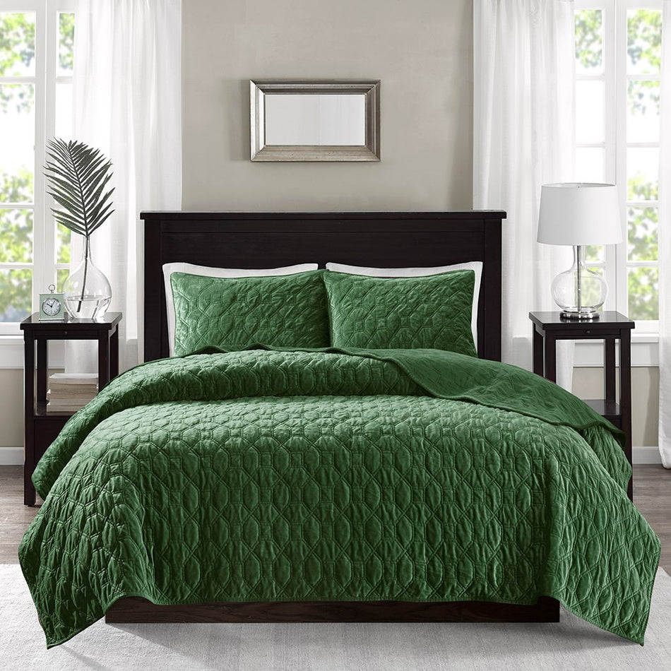 Harper 3 Piece Velvet Quilt Set - Green - Full Size / Queen Size