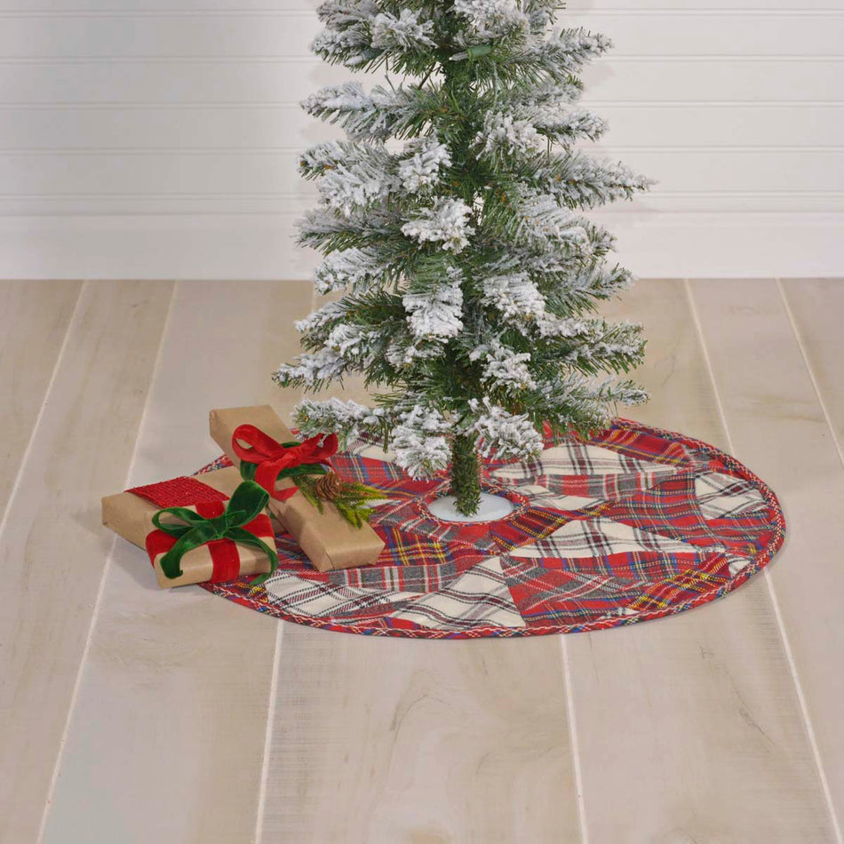 Peyton Mini Tree Skirt 21