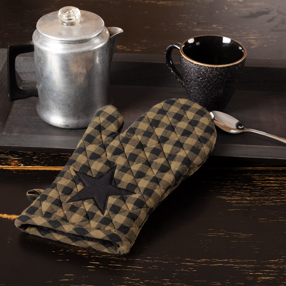 Mayflower Market Black Star Oven Mitt By VHC Brands