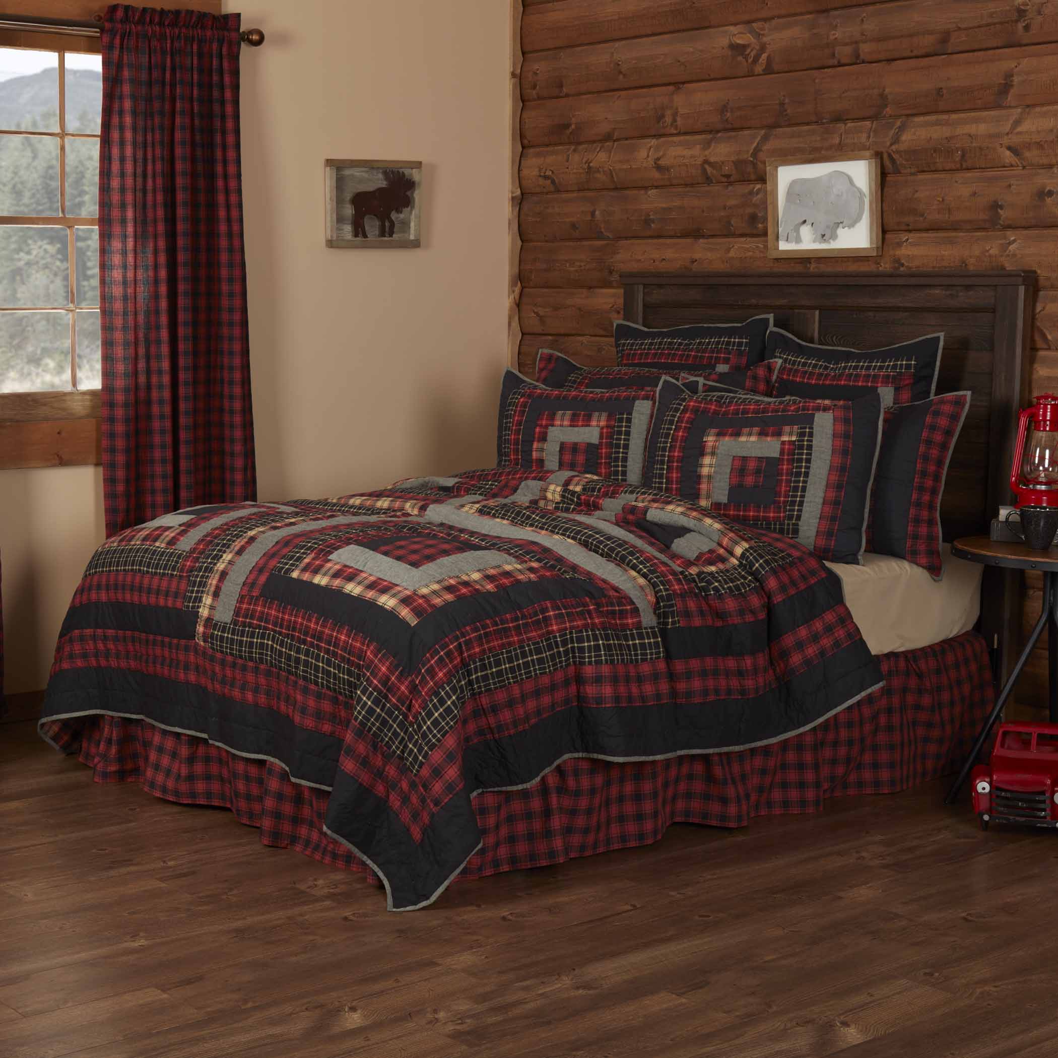 Oak & Asher Cumberland King Quilt Set; 1-Quilt 105Wx95L w/2 Shams 21x37 By VHC Brands