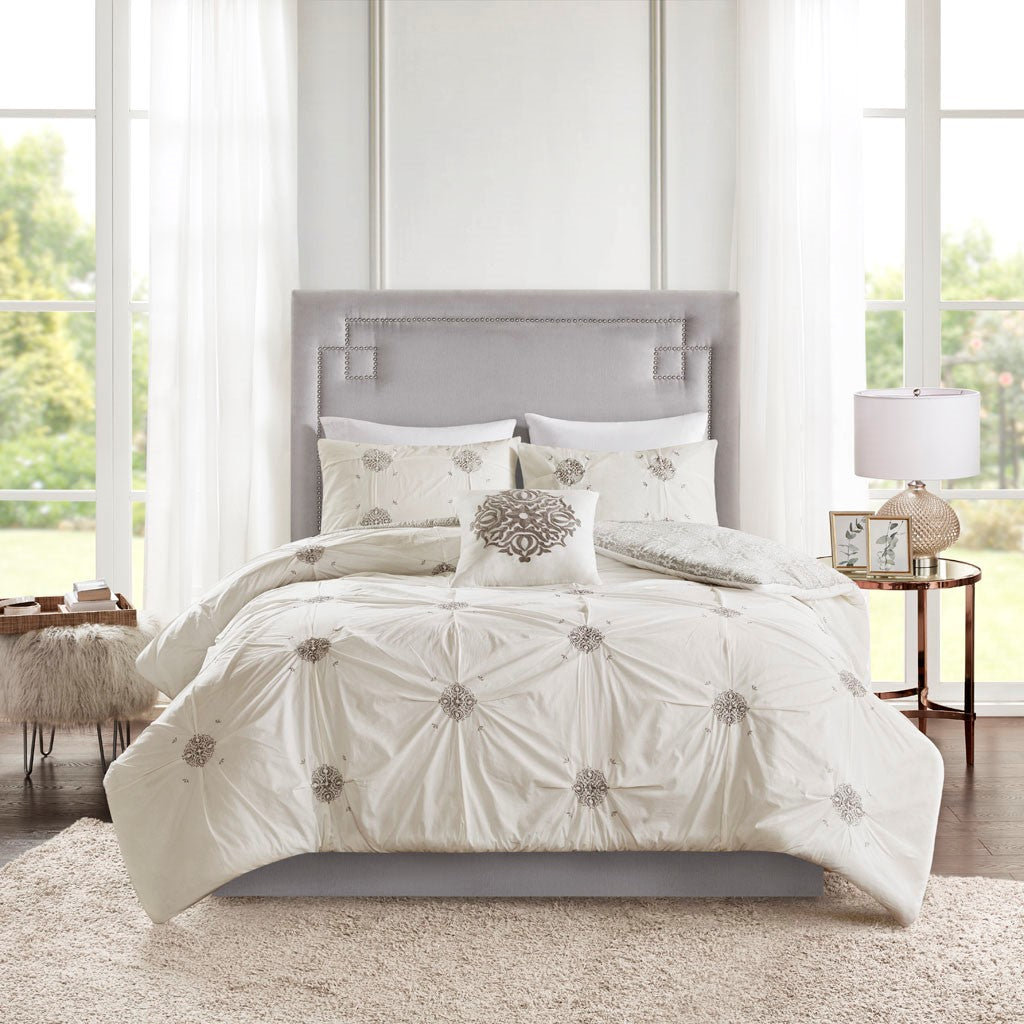 Madison Park Malia 4 Piece Embroidered Cotton Reversible Duvet Cover Set - Ivory  - Full Size / Queen Size Shop Online & Save - expresshomedirectr.com