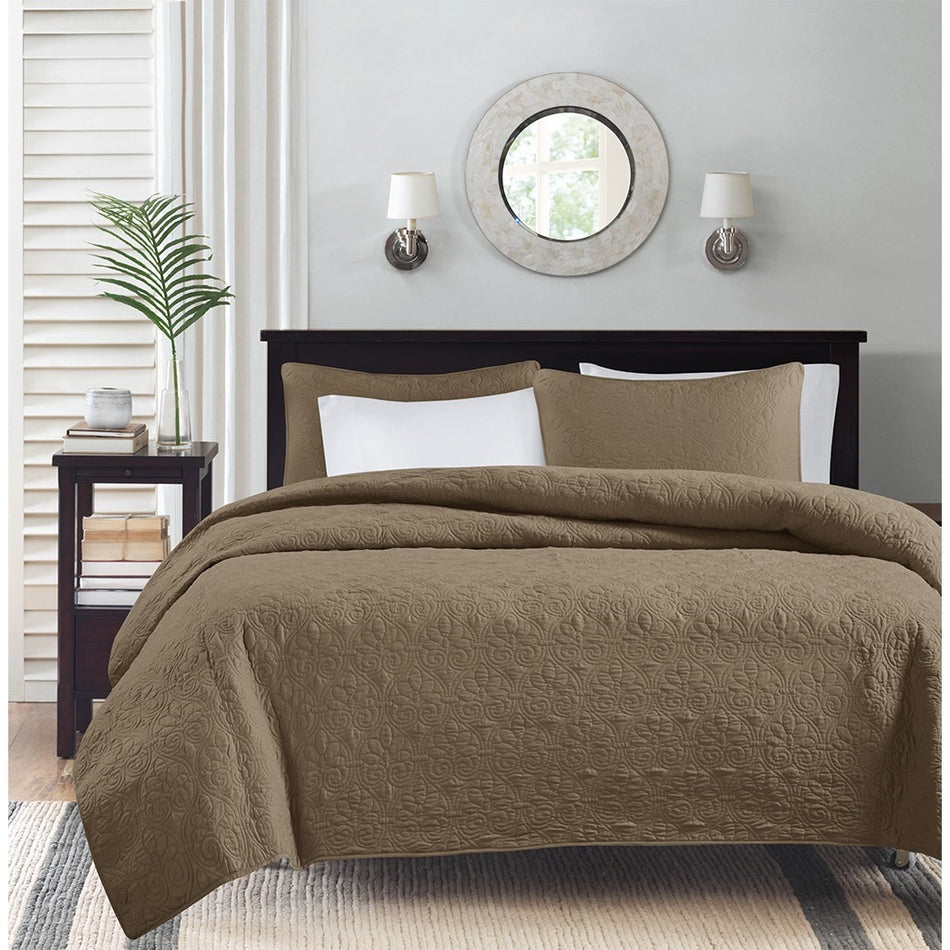 Quebec Reversible Quilt Set - Mocha - King Size / Cal King Size