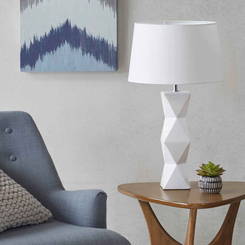 INK+IVY Kenlyn Geometric Ceramic Table Lamp - White 