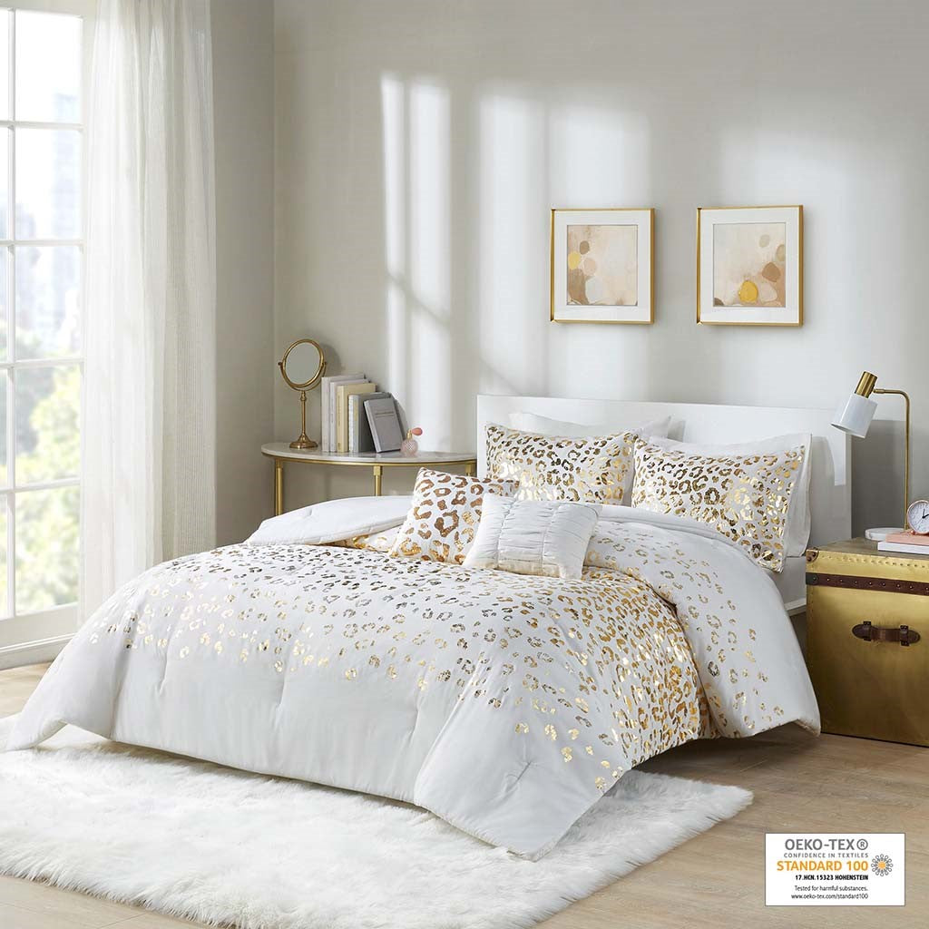 Intelligent Design Lillie Metallic Animal Printed Comforter Set - Ivory / Gold - King Size / Cal King Size