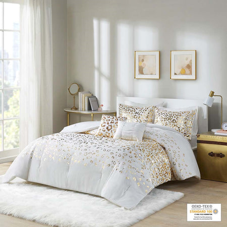 Intelligent Design Lillie Metallic Animal Printed Comforter Set - Ivory / Gold - King Size / Cal King Size