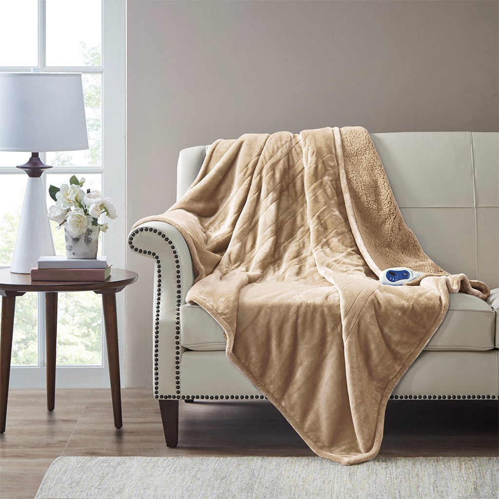 Beautyrest Heated Microlight to Berber Throw - Beige - 60x70"