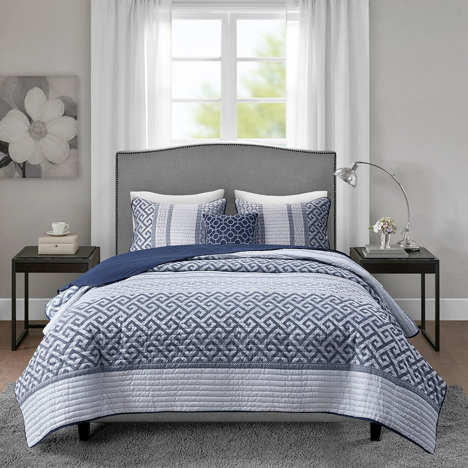 Bennett 4 Piece Jacquard Quilt Set with Throw Pillow - Navy - Full Size / Queen Size