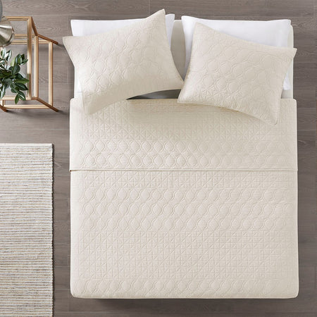 Madison Park Linnette 3 Piece Quilt Set - Cream - King Size / Cal King Size