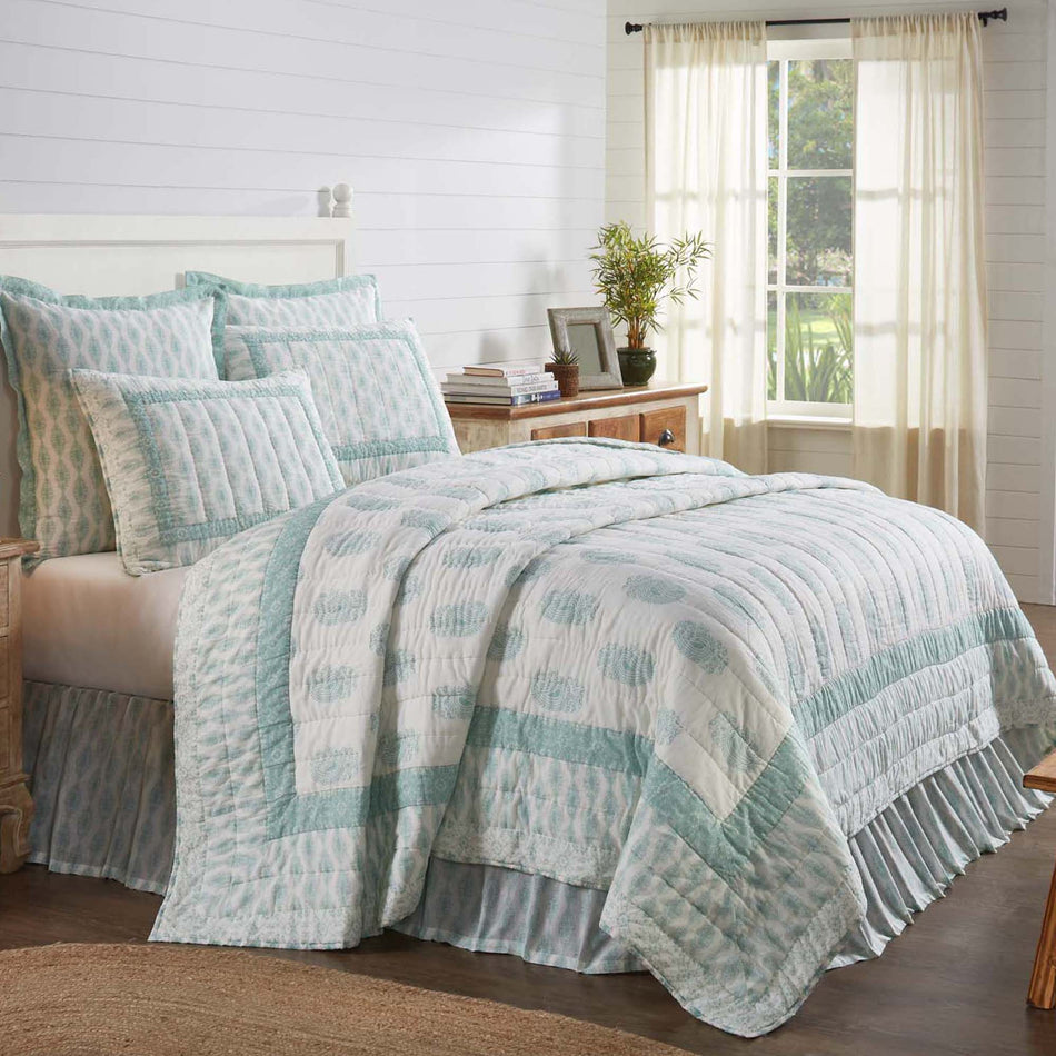 Avani Sea Glass Luxury King Quilt 120Wx105L