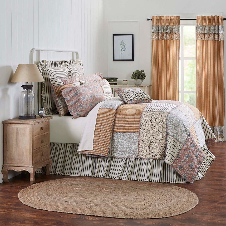 Kaila Luxury King Quilt 120Wx105L