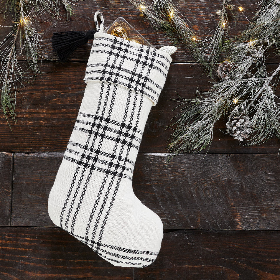 Black Plaid Stocking 12x20