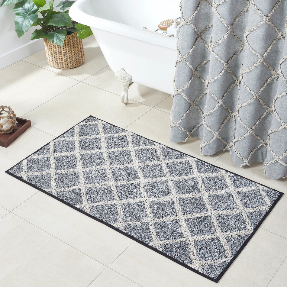 Frayed Lattice Creme & Black Bathmat 27x48