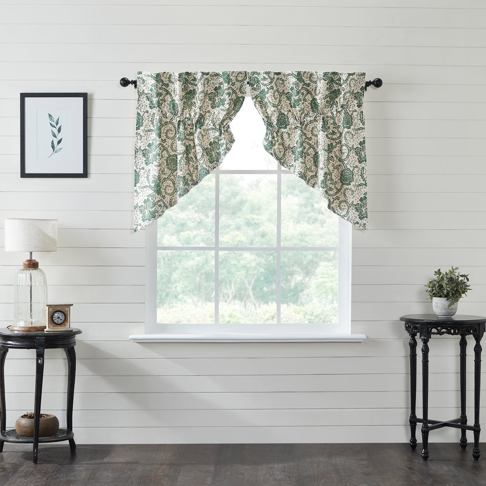 April & Olive Dorset Green Floral Prairie Swag Set of 2 36x36x18 By VHC Brands