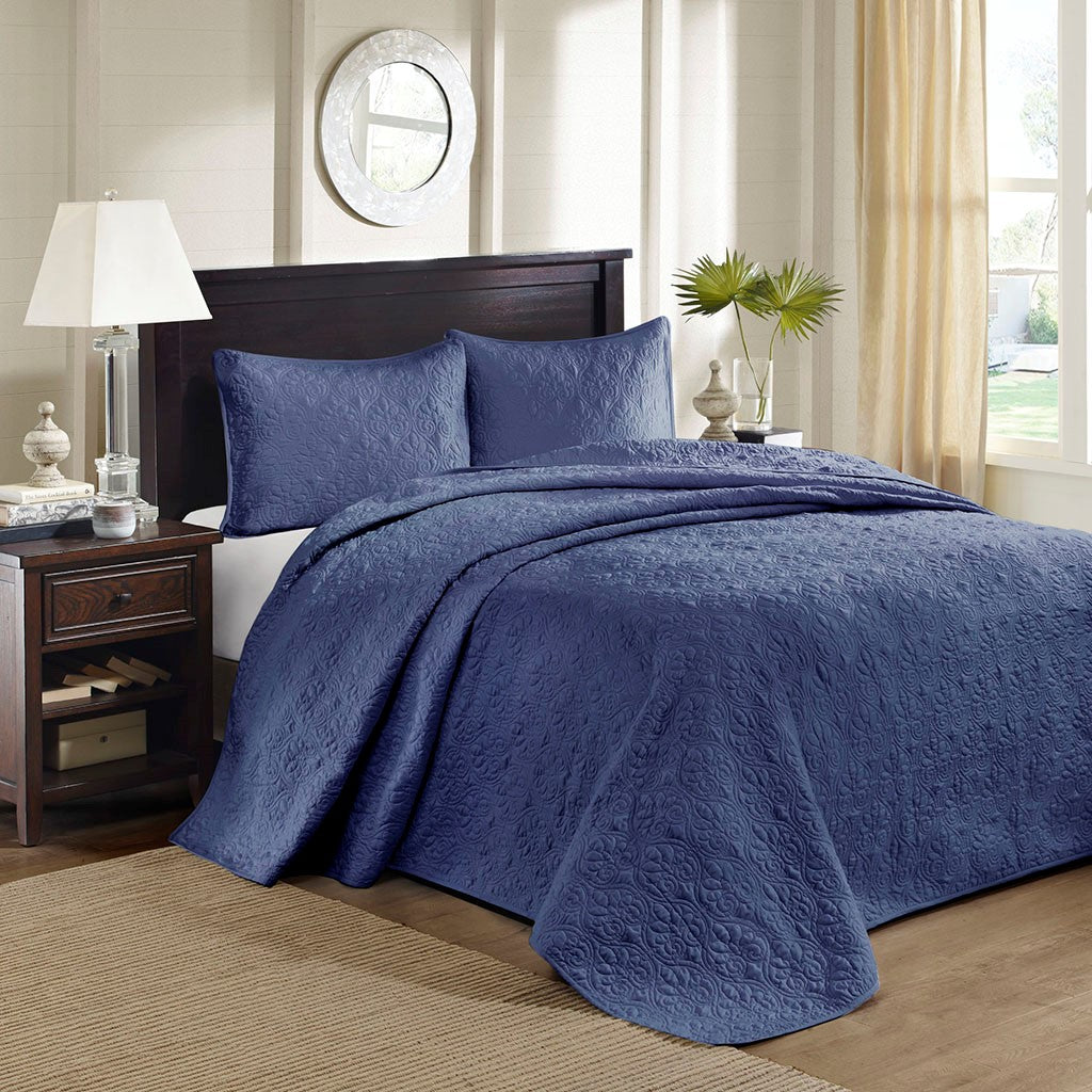 Madison Park Quebec Reversible Bedspread Set - Navy - Queen Size