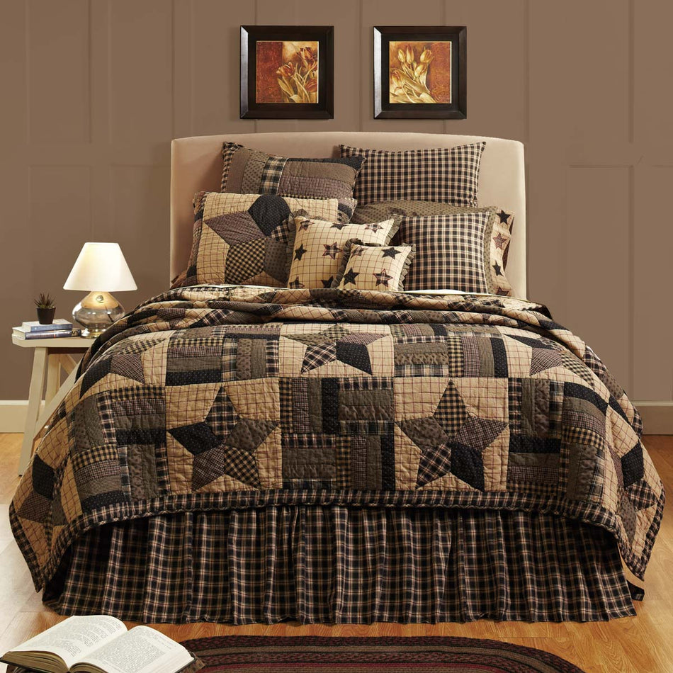 Bingham Star Luxury King Quilt 120Wx105L