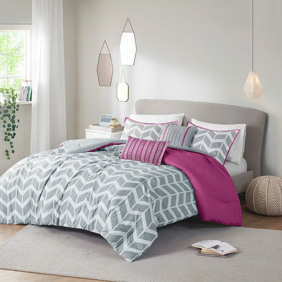 Full/Queen Reversible Comforter Set with Grey White Purple Pink Chevron Pattern