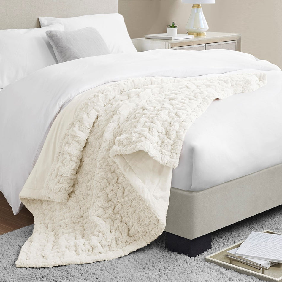 Ruched Fur Throw - Ivory - 50x60"