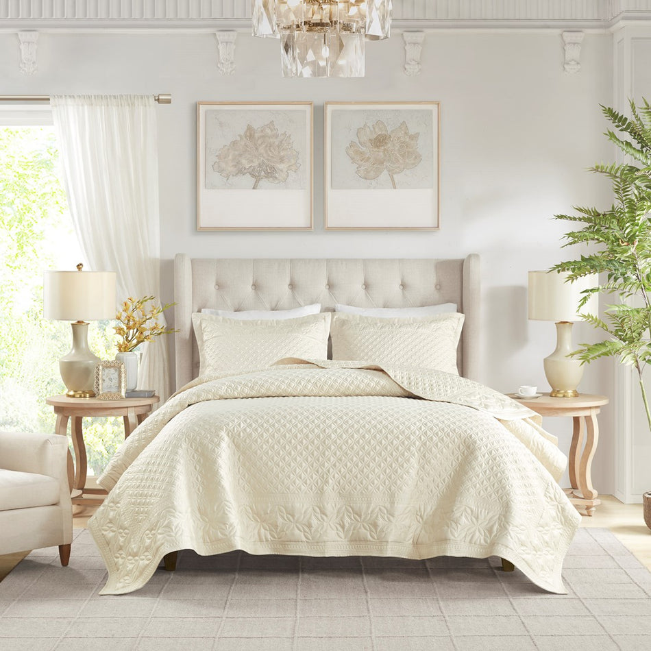 Croscill Classics Versailles 3 Piece Champagne Quilt Set - Champagne  - King Size Shop Online & Save - expresshomedirectr.com