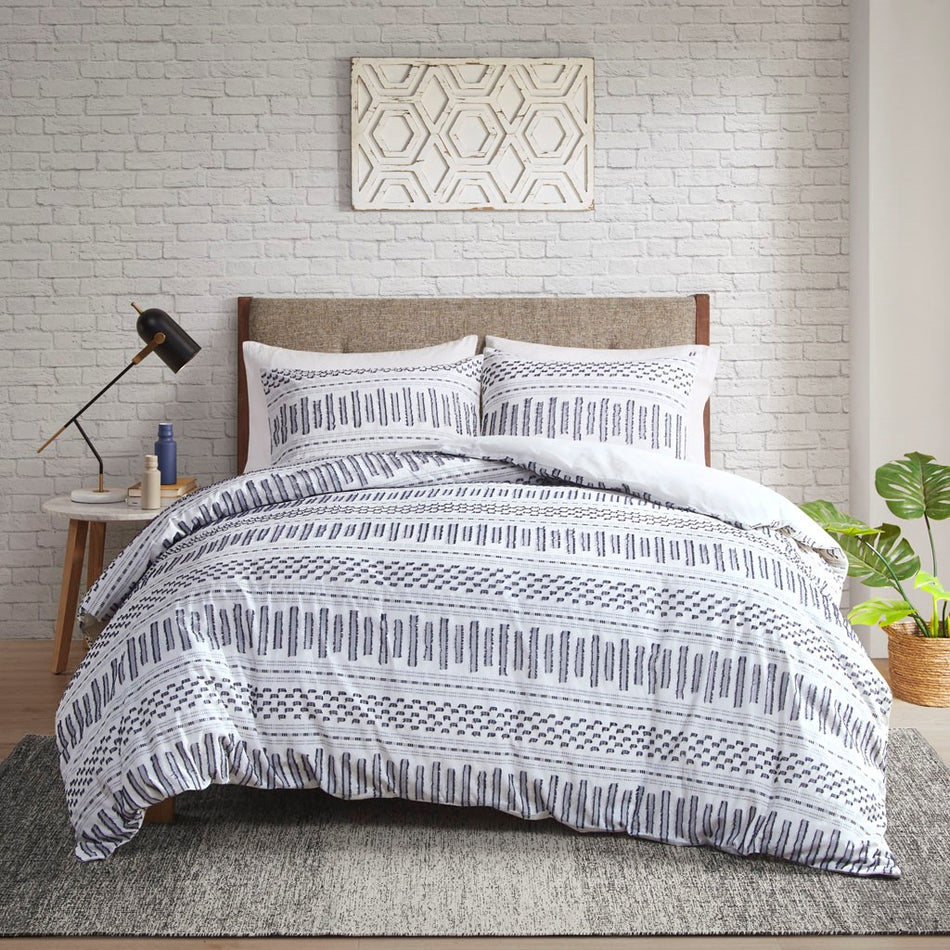 Rhea Cotton Jacquard Duvet Cover Mini Set - Off-White / Navy - Full Size / Queen Size