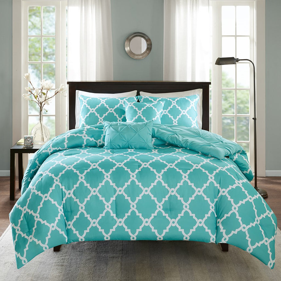 Kasey 5 Piece Reversible Comforter Set - Aqua - Full Size / Queen Size