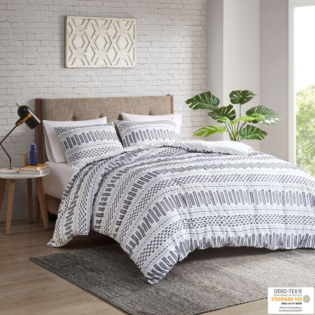 INK+IVY Rhea Cotton Jacquard Duvet Cover Mini Set - Off-White / Navy - King Size / Cal King Size