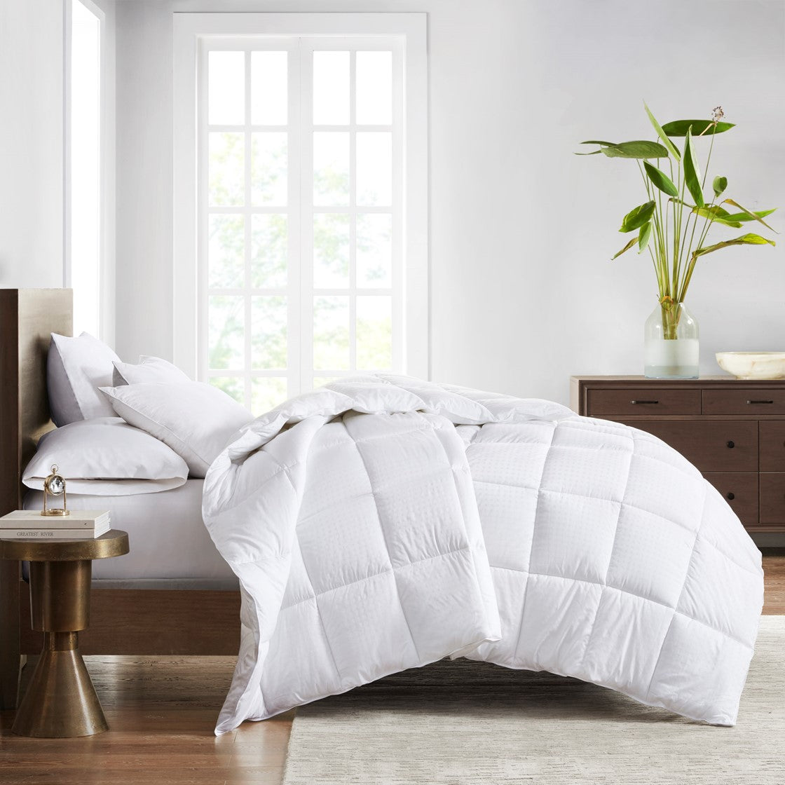 Croscill Signature Dobby Cotton Down Alternative Comforter - White  - Full Size / Queen Size Shop Online & Save - expresshomedirectr.com