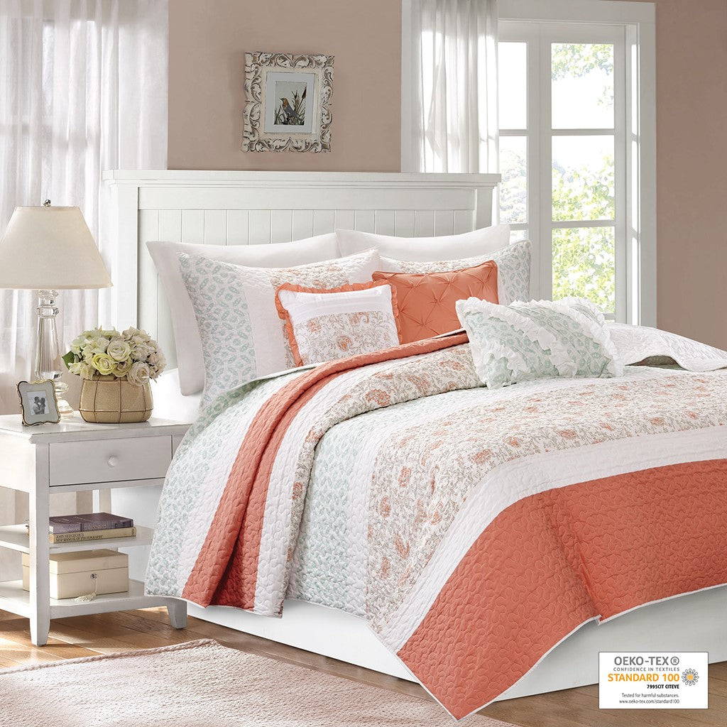 Madison Park Dawn 6 Piece Cotton Percale Quilt Set with Throw Pillows - Coral - King Size / Cal King Size