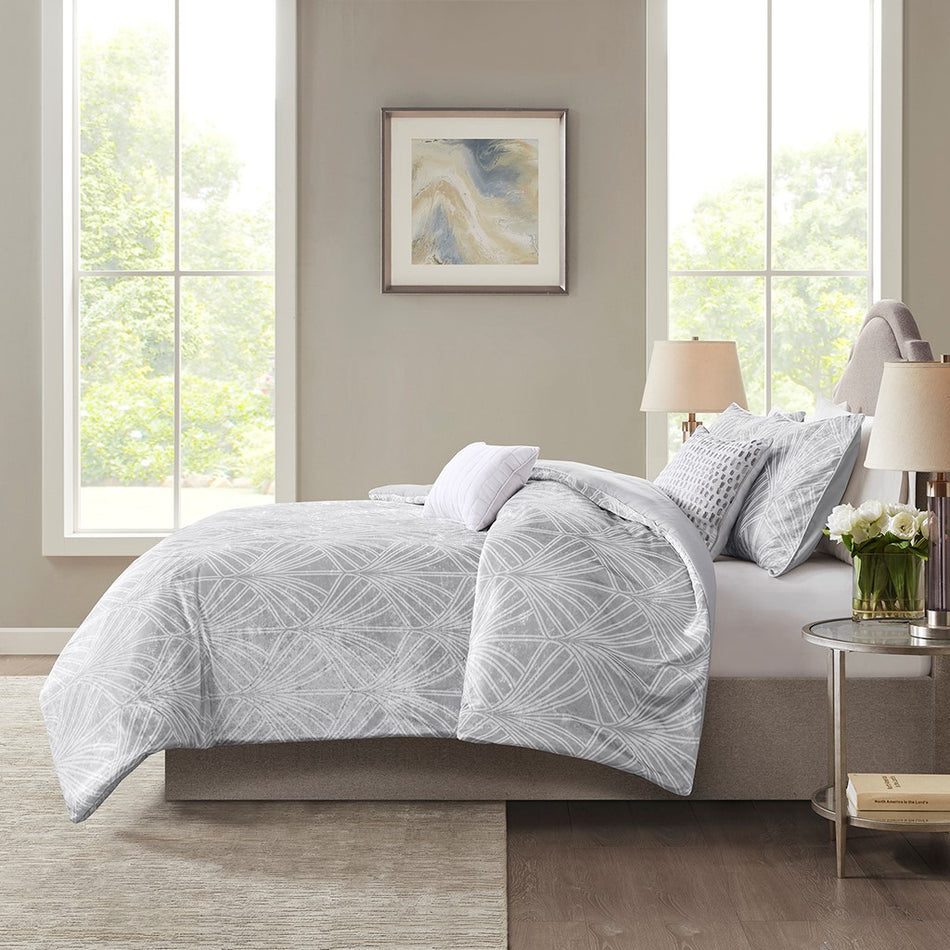 Kiona 5 Piece Crushed Velvet Comforter Set - Silver - King Size / Cal King Size