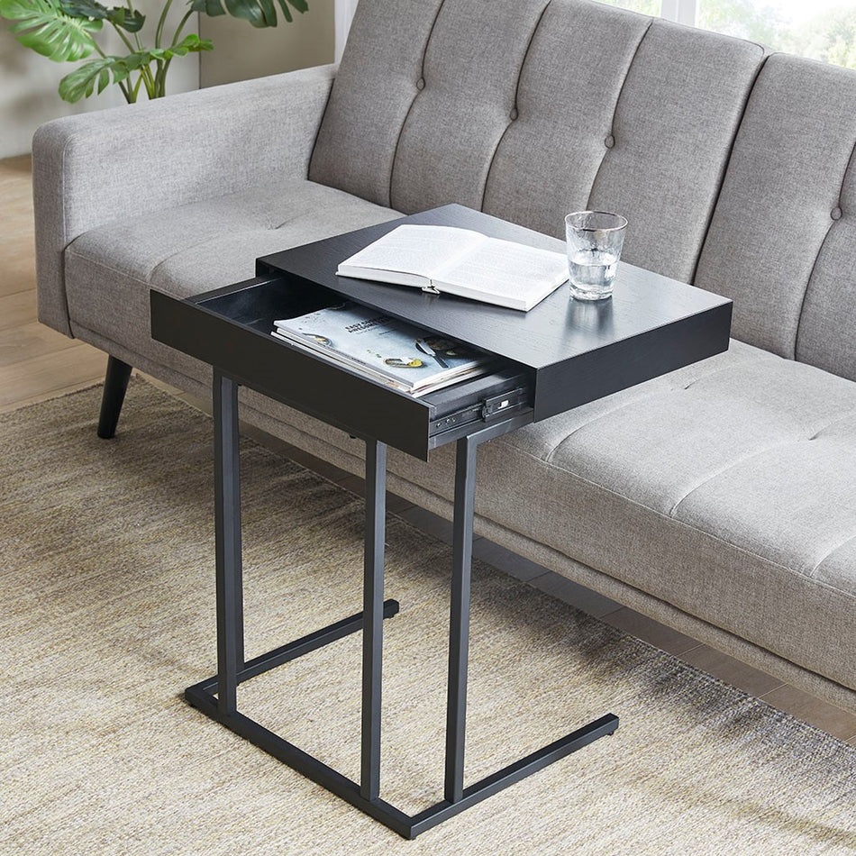 Wynn Pull Up Table - Black