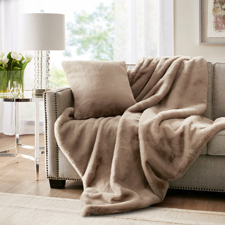 Croscill Sable Solid Faux Fur Throw - Golden  - One Size Shop Online & Save - expresshomedirectr.com