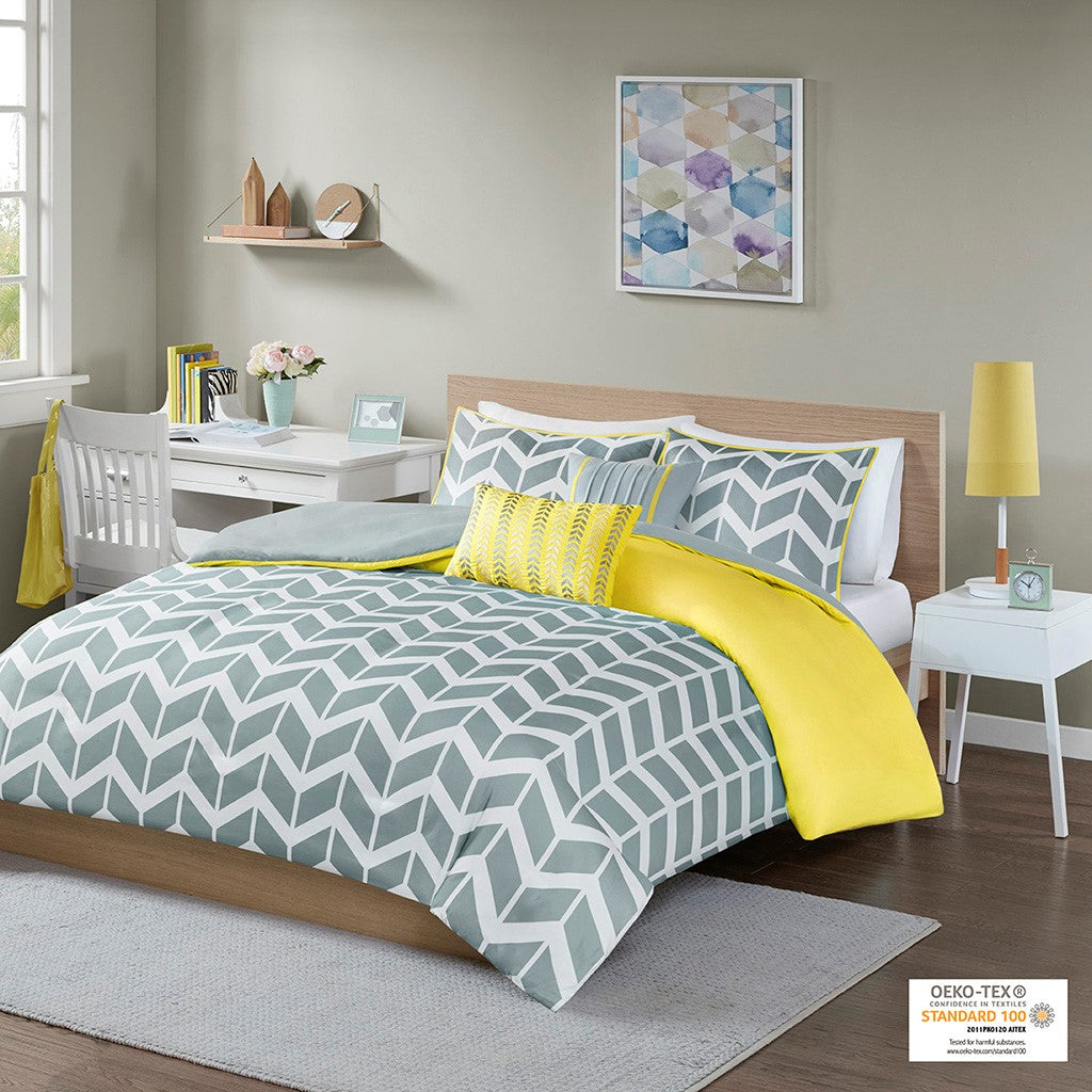 Intelligent Design Nadia Duvet Cover Set - Yellow - Full Size / Queen Size