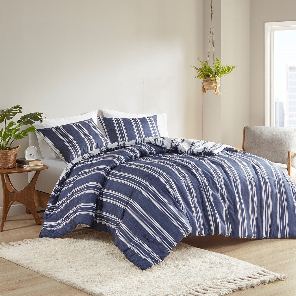 Intelligent Design Cobi Striped Reversible Comforter Set
 - Navy - Twin/Twin XL - ID10-2199