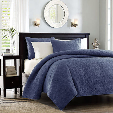 Madison Park Quebec Reversible Quilt Set - Navy - King Size / Cal King Size