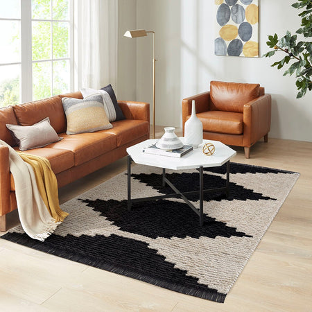 Madison Park Amanda Black & Ivory Modern Area Rug - Black / Ivory - 5x7'